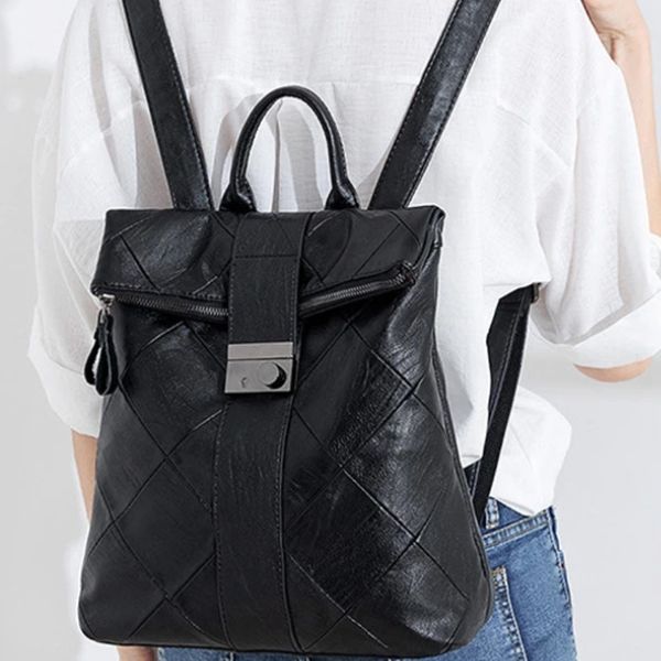 MOCHILA DE CUERO ANTIRROBO.